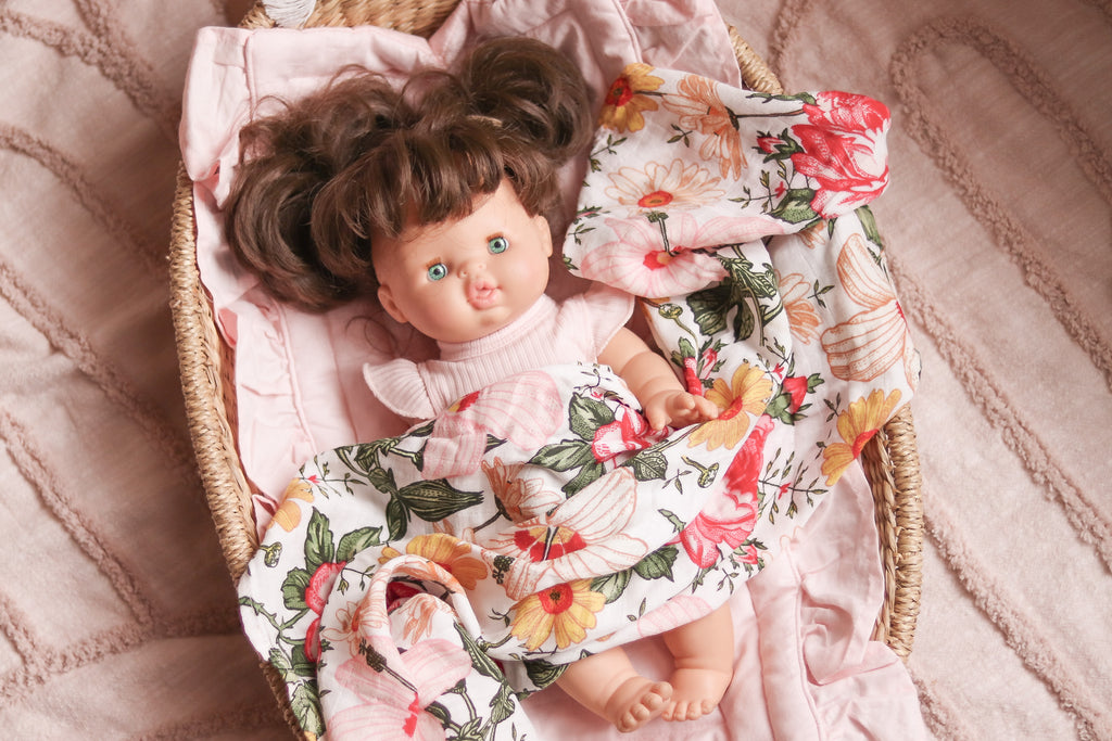 Dolly Wrap