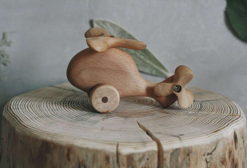 Wooden Helicopter - Henrik