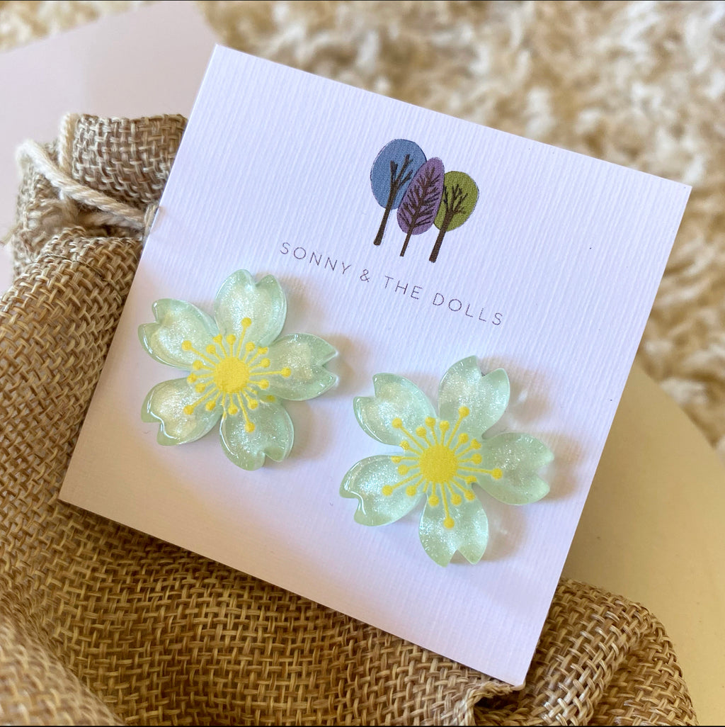 Happy Flower Studs - Pale Green