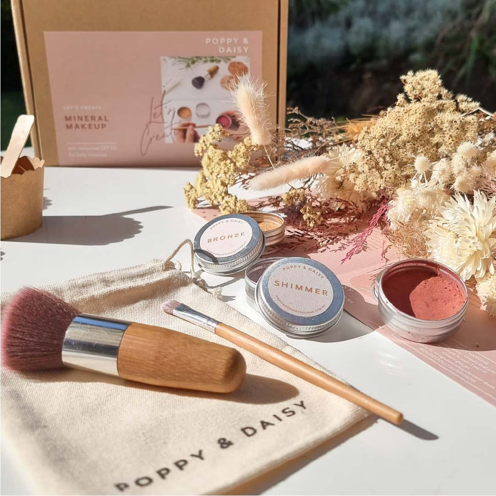 Lets Create - Mineral Makeup Kit