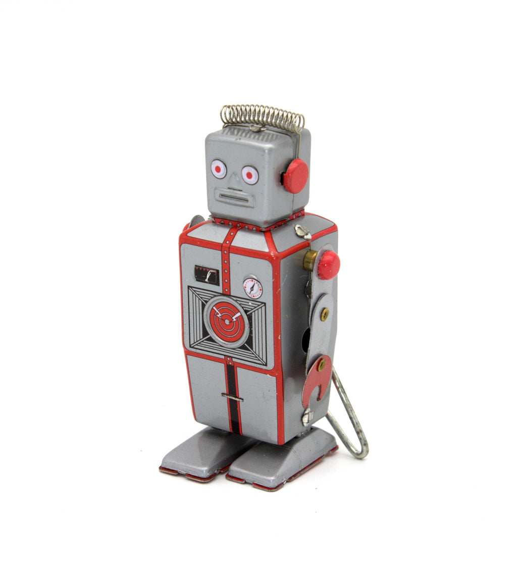 Easelback Robot - Windup