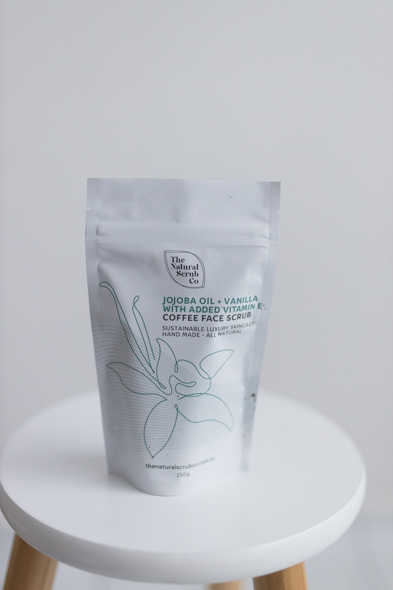 Coffee Face Scrub - Jojoba Oil + Vanilla