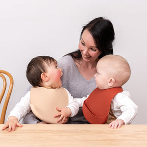 Catchie Bibs - Rust & Beige