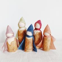 The Wood Folk - Family of 5