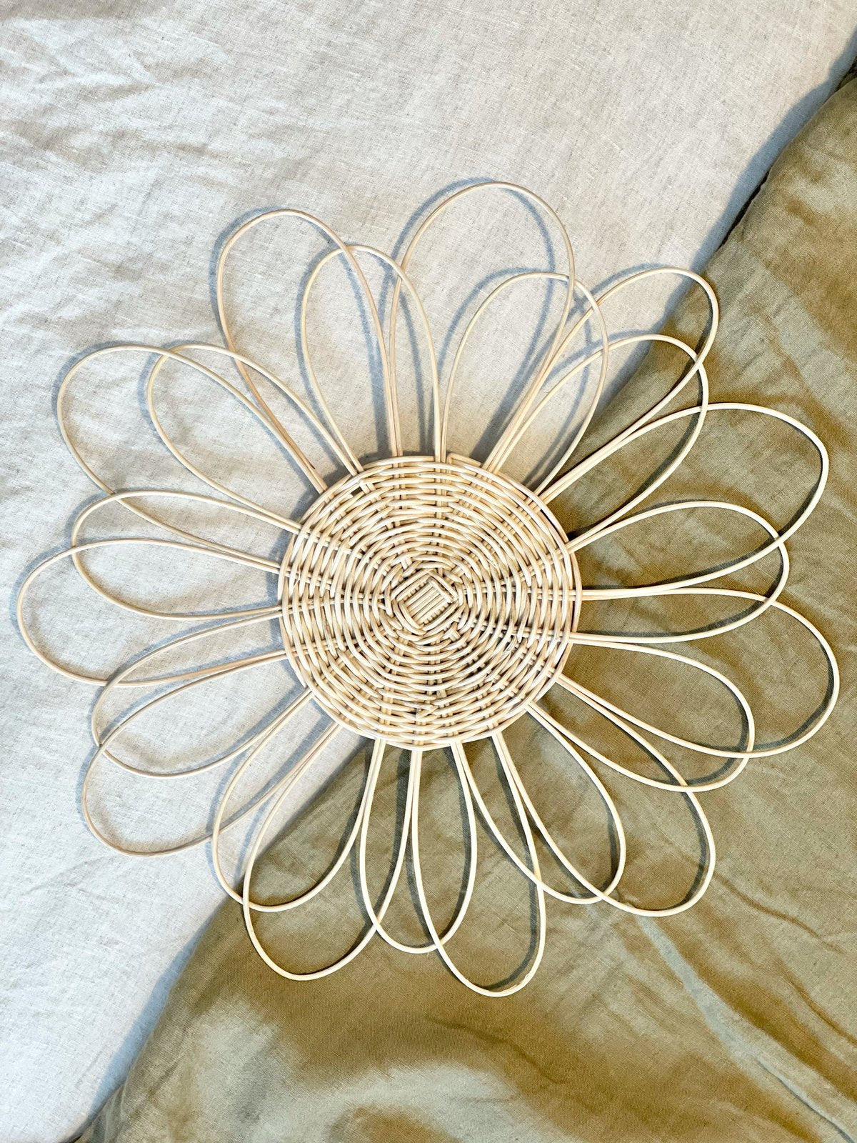 Rattan Wall Flower
