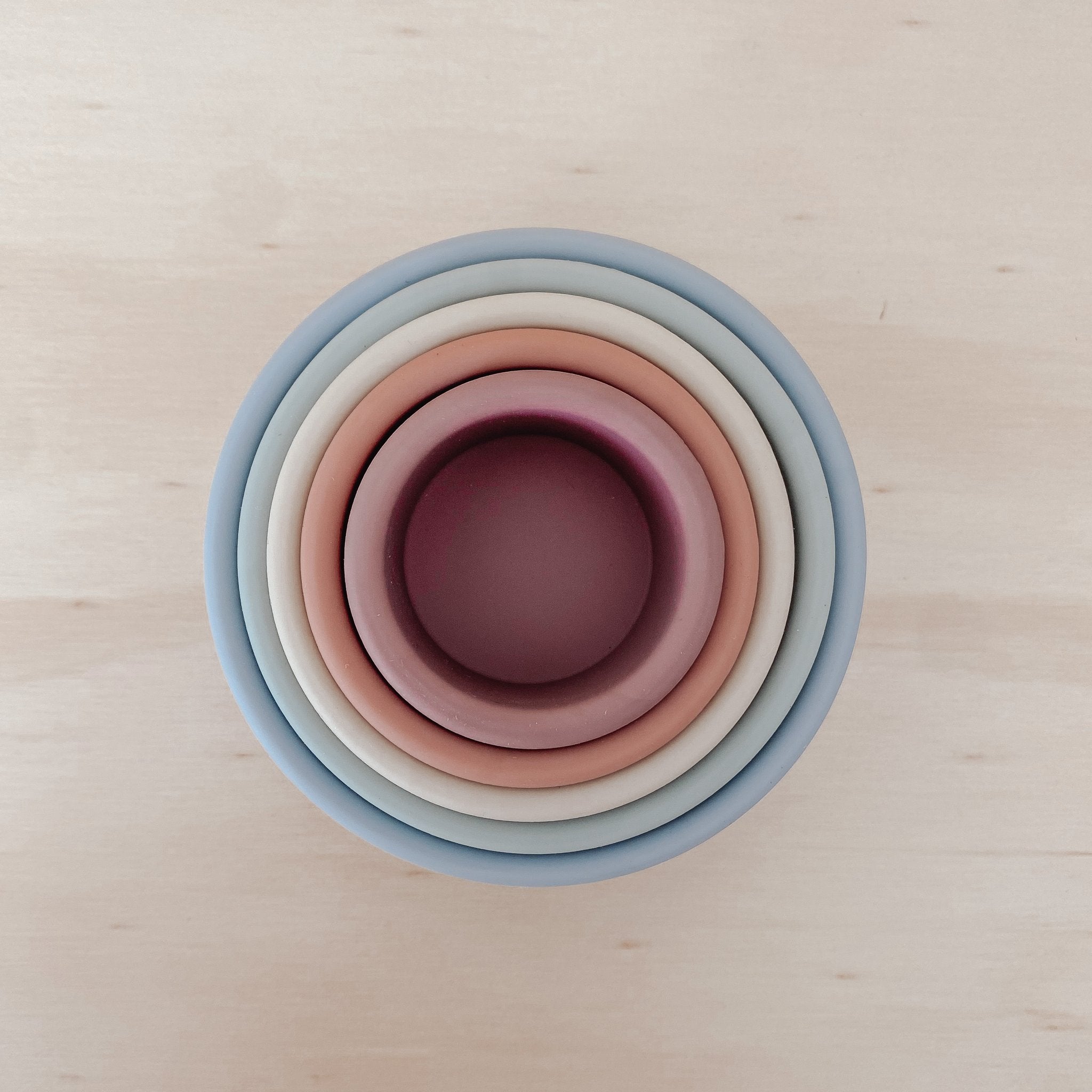 Stacking and Nesting Bowls