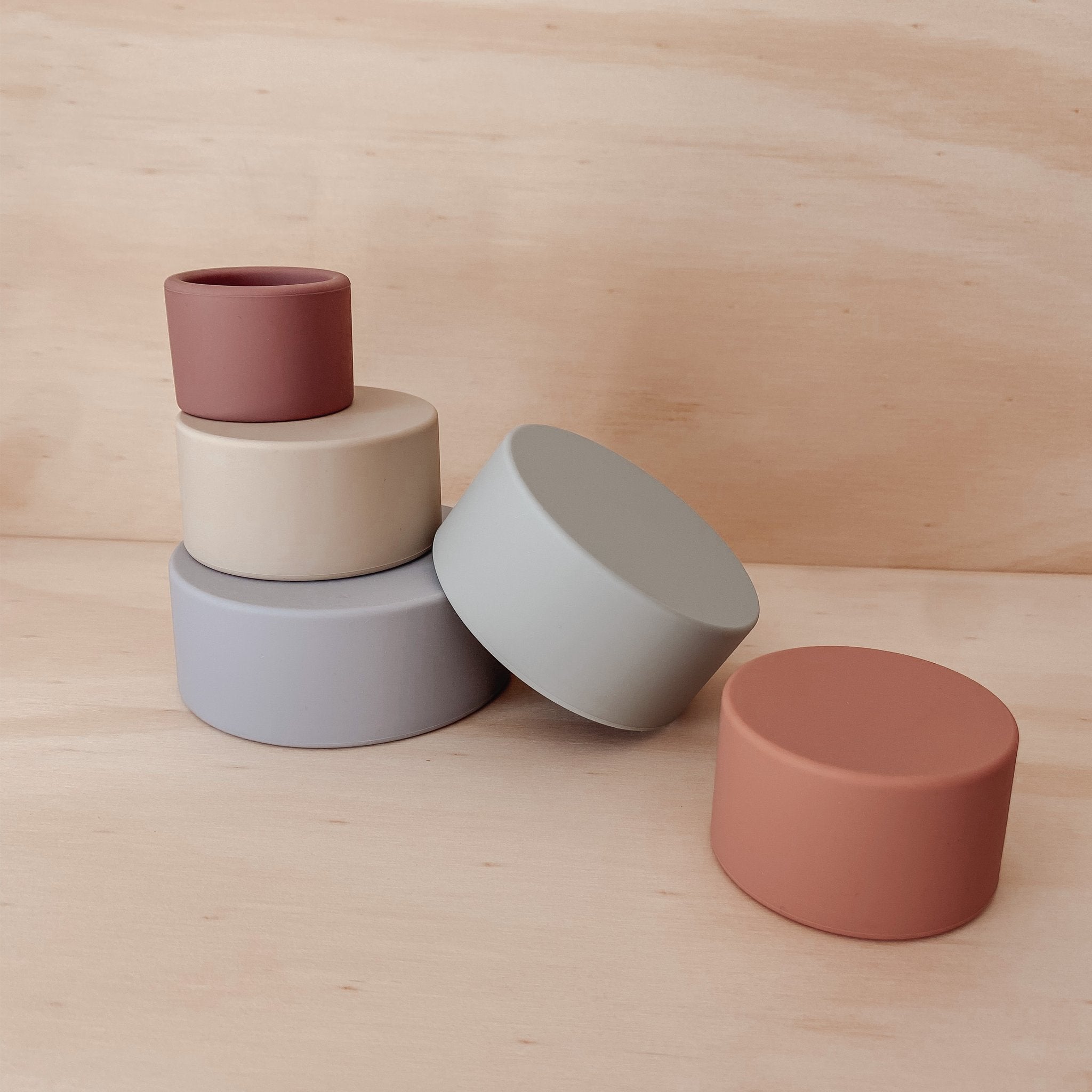 Stacking and Nesting Bowls